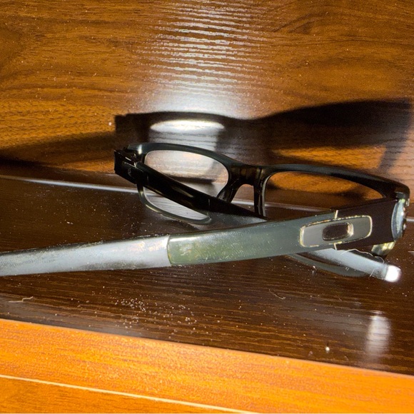 Black Oakley Muffler Prescription Glasses - Picture 3 of 5